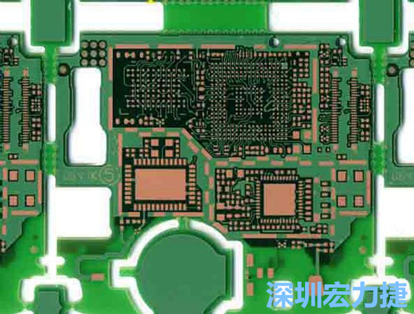 在產品極度要求小型化設計時，可利用HDI板材壓縮主板面積，同時具減輕重量優點。